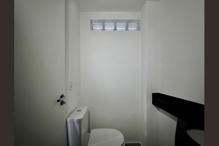 Apartamento à venda com 49m², 2 quartos e 1 vaga Apartamento à venda com 49m², 2 quartos e 1 vagaBanheiro Social