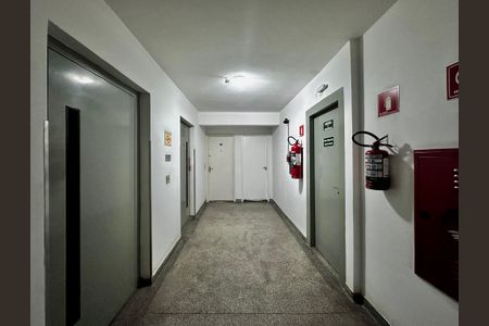 Apartamento à venda com 49m², 2 quartos e 1 vaga Apartamento à venda com 49m², 2 quartos e 1 vagaÁrea comum - Hall Apartamento