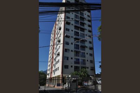 Apartamento para alugar com 51m², 2 quartos e 1 vaga Apartamento para alugar com 51m², 2 quartos e 1 vagaFachada