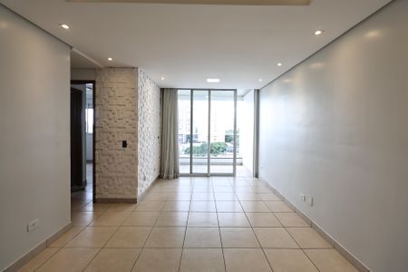 Apartamento à venda com 70m², 2 quartos e 2 vagasSala