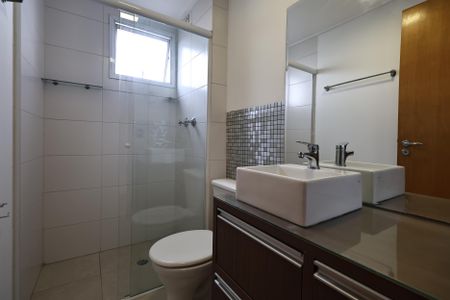 Apartamento à venda com 70m², 2 quartos e 2 vagasBanheiro