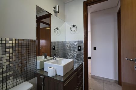 Apartamento à venda com 70m², 2 quartos e 2 vagasBanheiro