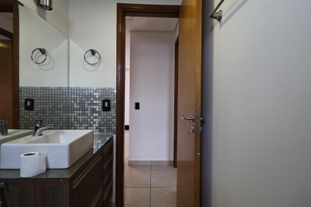 Apartamento à venda com 70m², 2 quartos e 2 vagasBanheiro