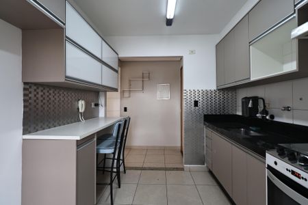Apartamento à venda com 70m², 2 quartos e 2 vagasCozinha