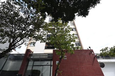 Apartamento à venda com 70m², 2 quartos e 2 vagasFachada