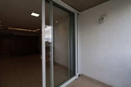Apartamento à venda com 70m², 2 quartos e 2 vagasSacada