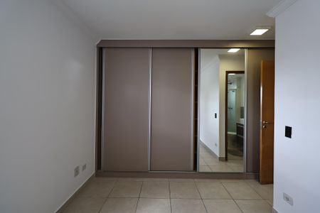 Apartamento à venda com 70m², 2 quartos e 2 vagasSuíte