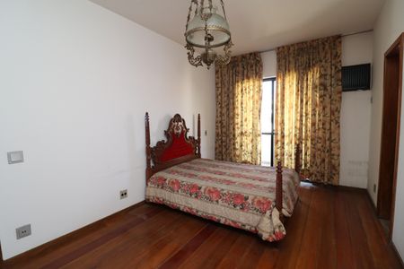 Apartamento à venda com 190m², 4 quartos e 2 vagasSuíte 2