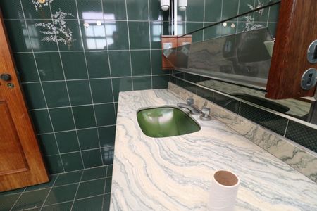 Apartamento à venda com 190m², 4 quartos e 2 vagasBanheiro da Suíte 1