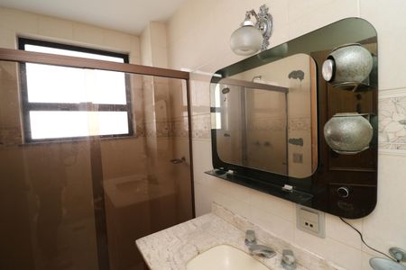 Apartamento à venda com 190m², 4 quartos e 2 vagasBanheiro da Suíte 2