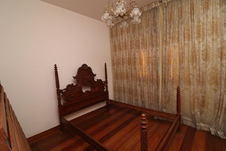 Apartamento à venda com 190m², 4 quartos e 2 vagasQuarto 2