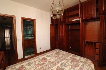 Apartamento à venda com 190m², 4 quartos e 2 vagasSuíte 1