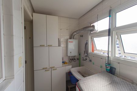 Apartamento à venda com 121m², 3 quartos e 1 vaga Apartamento à venda com 121m², 3 quartos e 1 vagaÁrea de Serviço