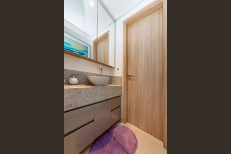 Apartamento à venda com 114m², 4 quartos e 2 vagasBanheiro Social