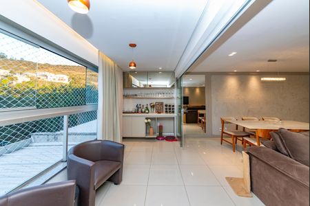 Apartamento à venda com 114m², 4 quartos e 2 vagasVaranda da Sala