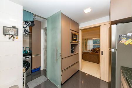 Apartamento à venda com 114m², 4 quartos e 2 vagasCozinha