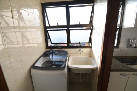 Apartamento para alugar com 77m², 2 quartos e 1 vagaÁrea de Serviço