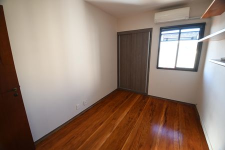Apartamento para alugar com 77m², 2 quartos e 1 vagaQuarto 1