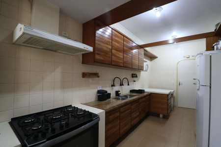 Apartamento para alugar com 217m², 4 quartos e 1 vagaCozinha