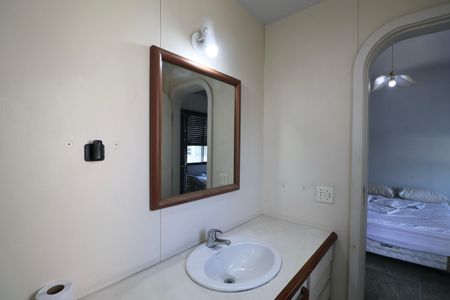 Apartamento para alugar com 217m², 4 quartos e 1 vagaBanheiro da Suíte 2