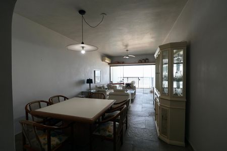 Apartamento para alugar com 217m², 4 quartos e 1 vagaSala