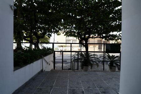 Apartamento para alugar com 217m², 4 quartos e 1 vagaFachada