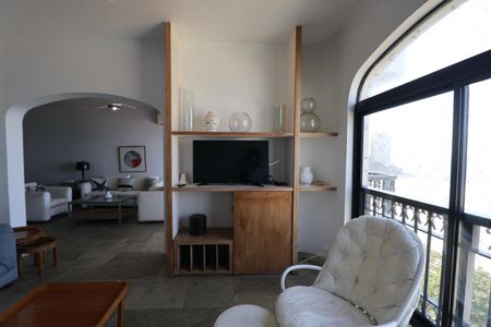 Apartamento para alugar com 217m², 4 quartos e 1 vagaSala