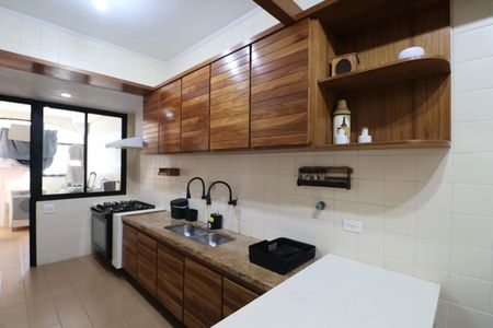 Apartamento para alugar com 217m², 4 quartos e 1 vagaCozinha