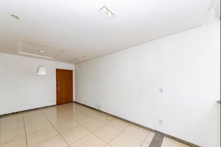 Apartamento para alugar com 104m², 3 quartos e 2 vagasSala