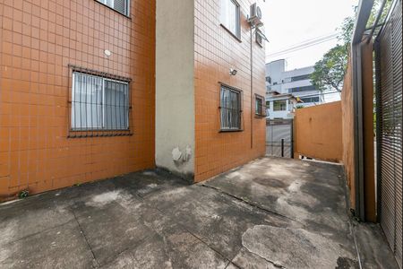 Apartamento para alugar com 104m², 3 quartos e 2 vagasGaragem