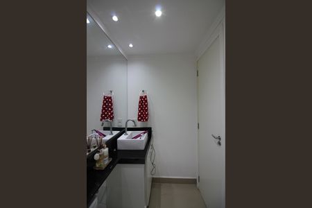 Apartamento à venda com 54m², 2 quartos e 1 vagaBanheiro Social