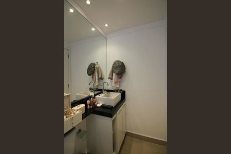 Apartamento à venda com 54m², 2 quartos e 1 vagaQuarto 1 - Suíte Banheiro 