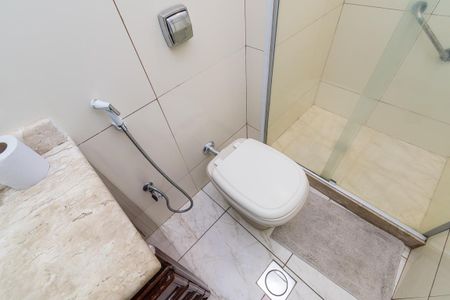 Apartamento à venda com 65m², 2 quartos e 1 vagaBanheiro