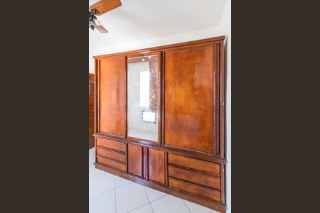 Apartamento à venda com 65m², 2 quartos e 1 vagaQuarto 2 - Armários