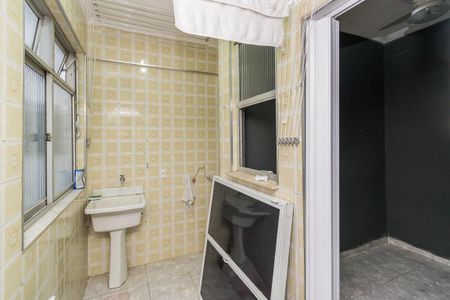 Apartamento à venda com 65m², 2 quartos e 1 vagaÁrea de Serviço