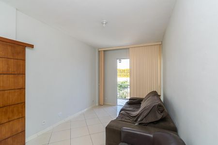 Apartamento à venda com 65m², 2 quartos e 1 vagaSala