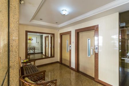 Apartamento à venda com 65m², 2 quartos e 1 vagaÁrea comum - Hall da entrada