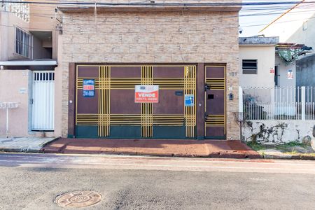 Casa para alugar com 32m², 1 quarto e sem vaga Casa para alugar com 32m², 1 quarto e sem vagaFachada/Placa