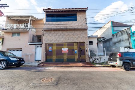 Casa para alugar com 32m², 1 quarto e sem vaga Casa para alugar com 32m², 1 quarto e sem vagaFachada/Placa