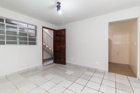 Casa para alugar com 32m², 1 quarto e sem vaga Casa para alugar com 32m², 1 quarto e sem vagaSala/Quarto