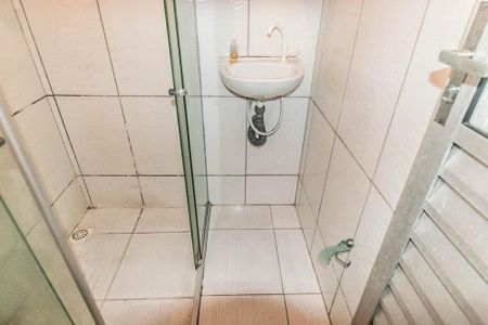 Casa para alugar com 58m², 1 quarto e sem vaga Casa para alugar com 58m², 1 quarto e sem vagaBanheiro