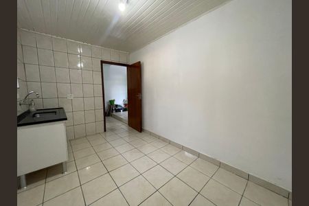 Casa para alugar com 90m², 2 quartos e 1 vagaCozinha
