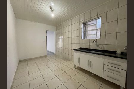 Casa para alugar com 90m², 2 quartos e 1 vagaCozinha