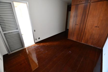 Apartamento à venda com 137m², 3 quartos e 2 vagas Suíte