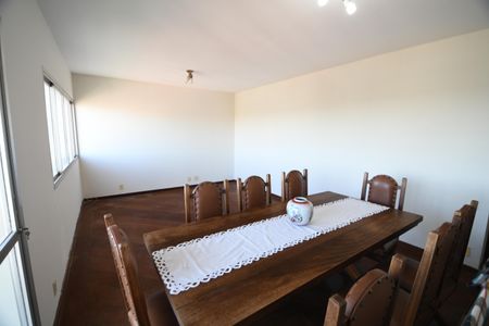 Apartamento à venda com 137m², 3 quartos e 2 vagasSala