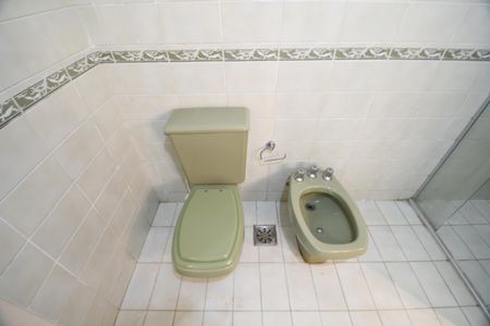 Apartamento à venda com 137m², 3 quartos e 2 vagasBanheiro da Suíte