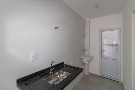 Apartamento à venda com 39m², 2 quartos e sem vaga Apartamento à venda com 39m², 2 quartos e sem vagaSala-Cozinha