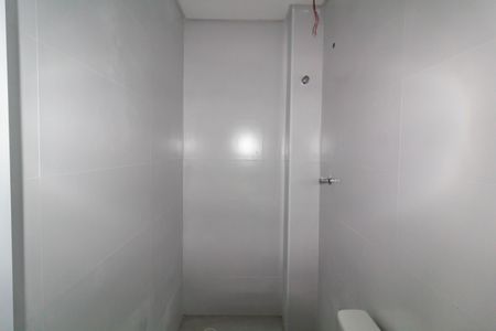 Apartamento à venda com 39m², 2 quartos e sem vaga Apartamento à venda com 39m², 2 quartos e sem vagaBanheiro