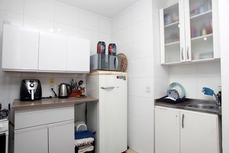 Apartamento à venda com 56m², 2 quartos e sem vagaCozinha + Área de Serviço