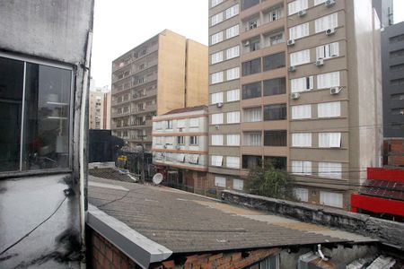 Apartamento à venda com 56m², 2 quartos e sem vagaCozinha + Área de Serviço Vista